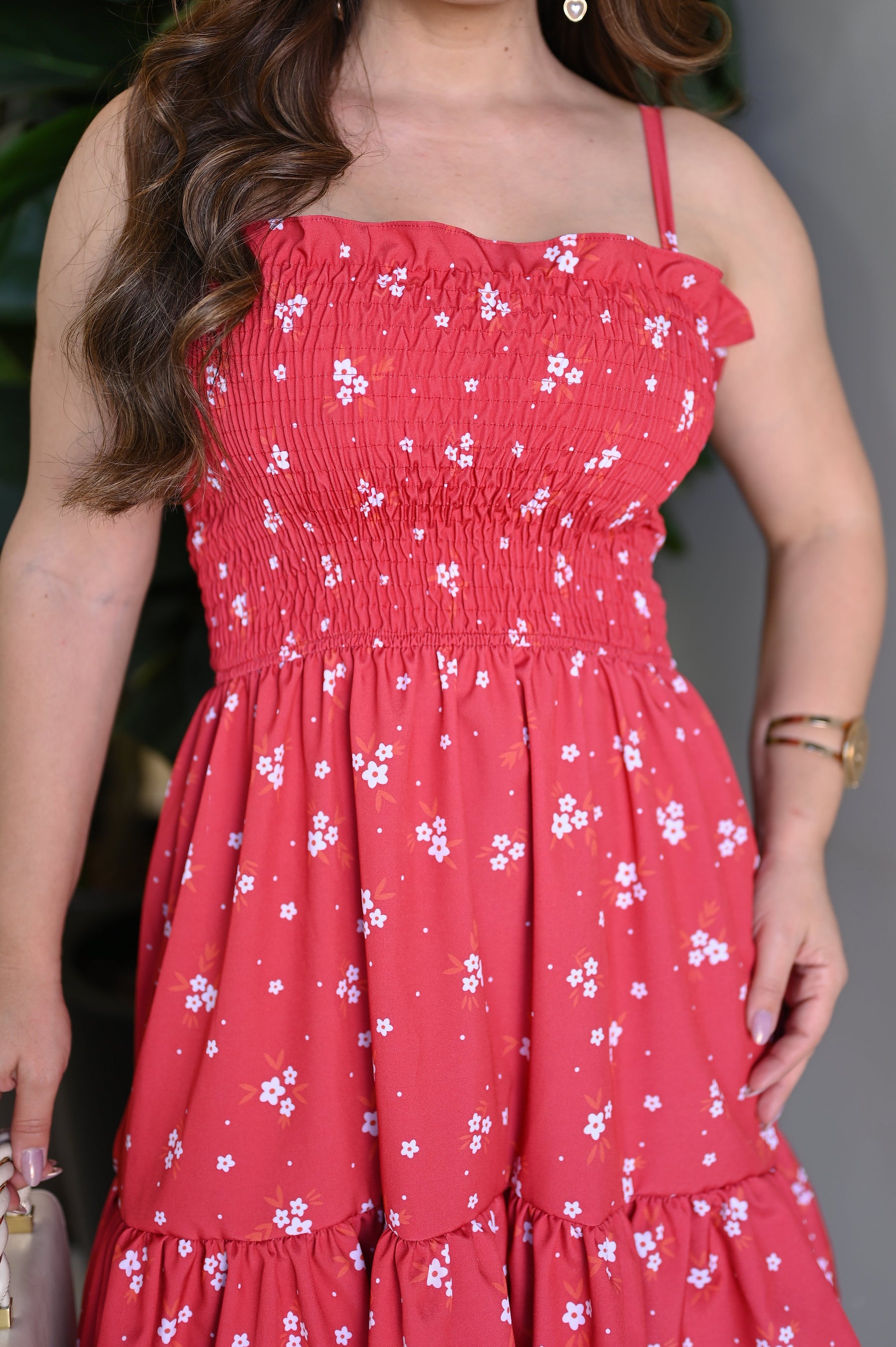 Vestido curto lastex alcinha - B388