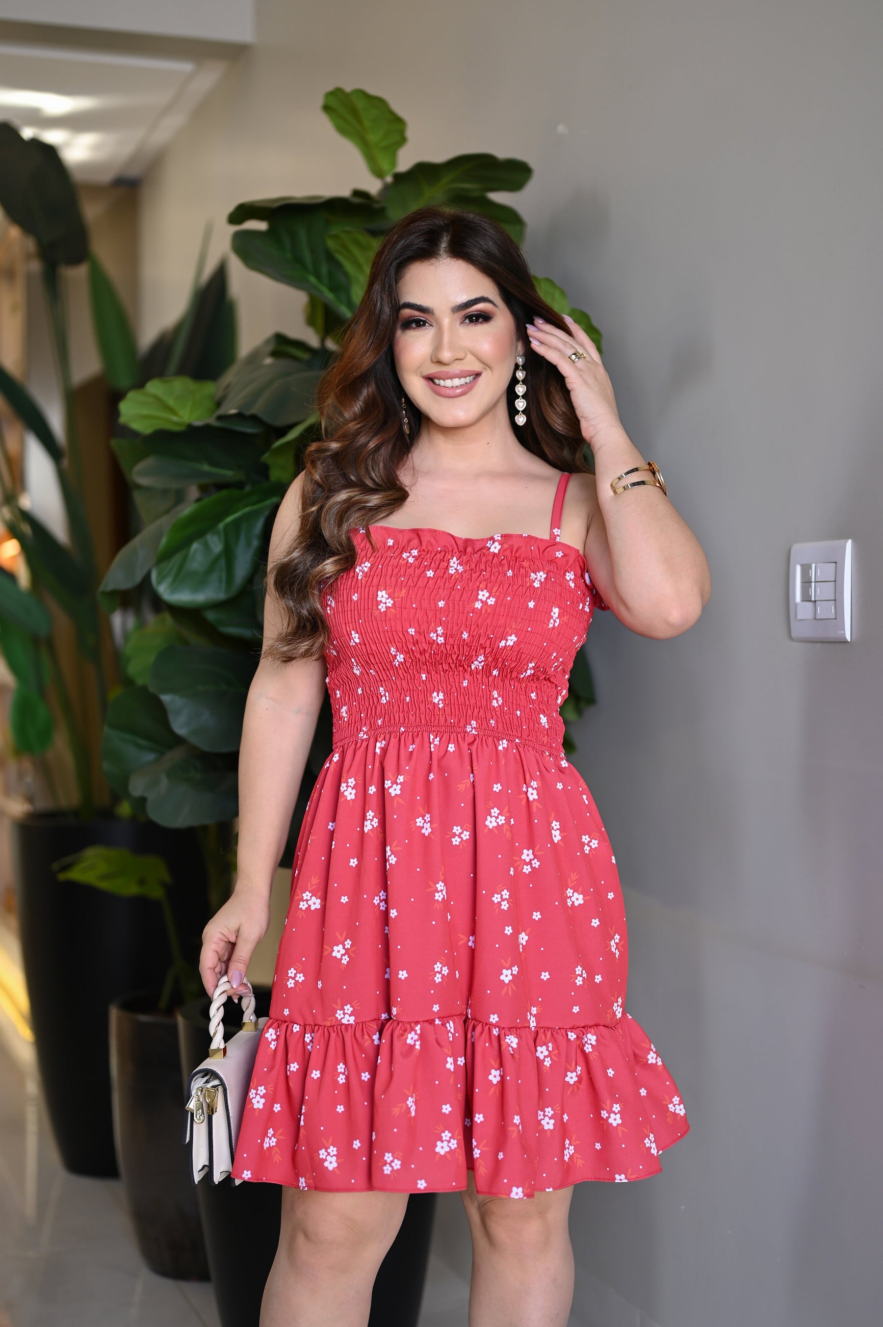 Vestido curto lastex alcinha - B388